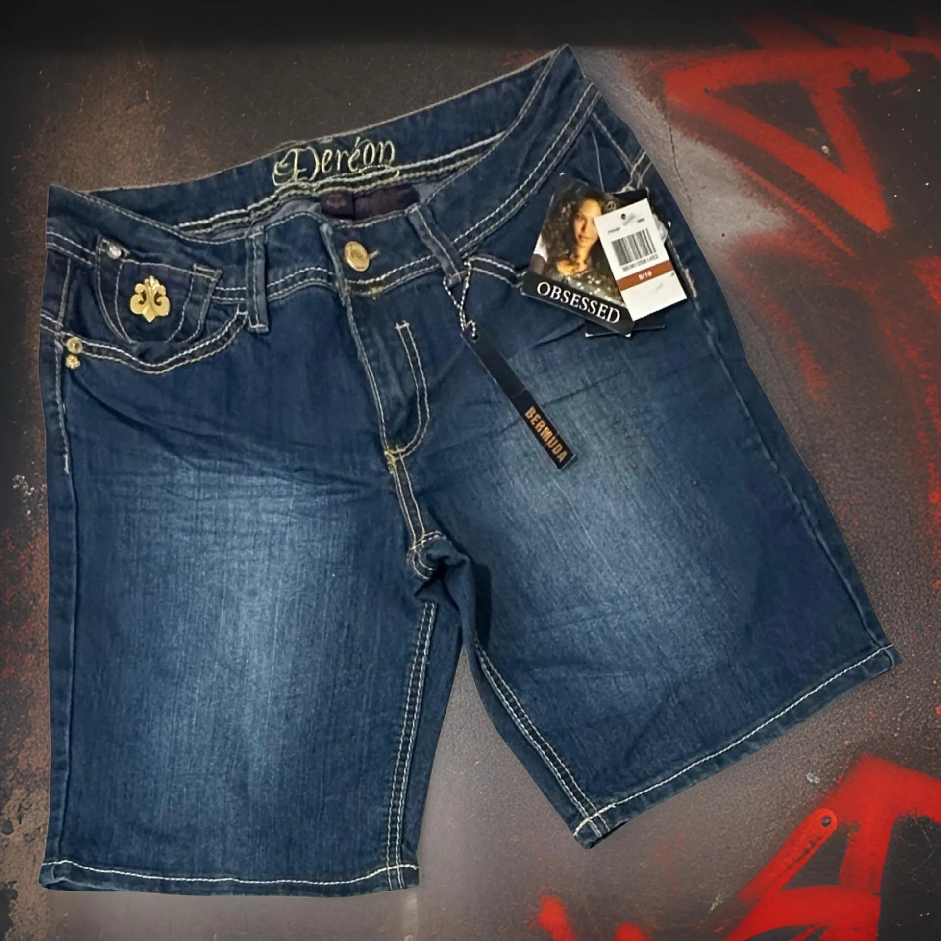 *DEREON* ~VINTAGE DEAD-STOCK~ DENIM SHORTS FOR WOMEN (OBSESSED) (2009)